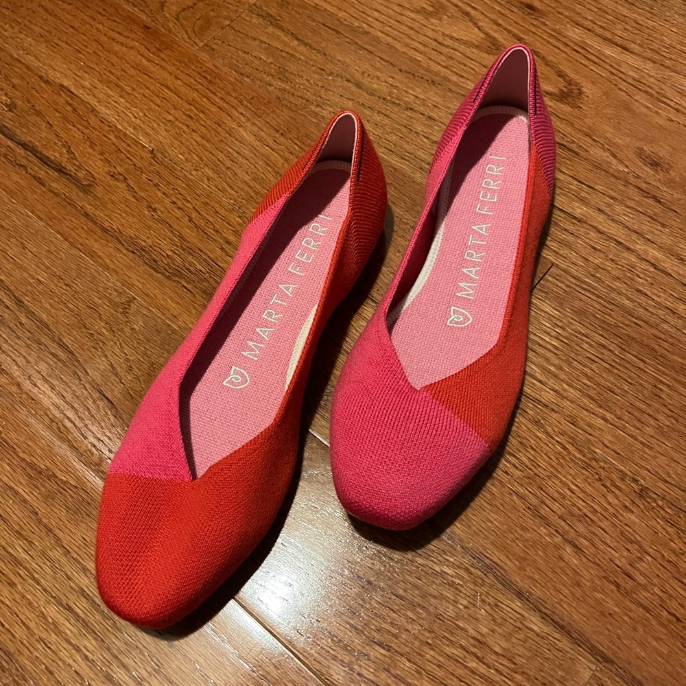 NWT Rothy’s x Marta Ferri Merino Square Flats Flame Azalea 9.5